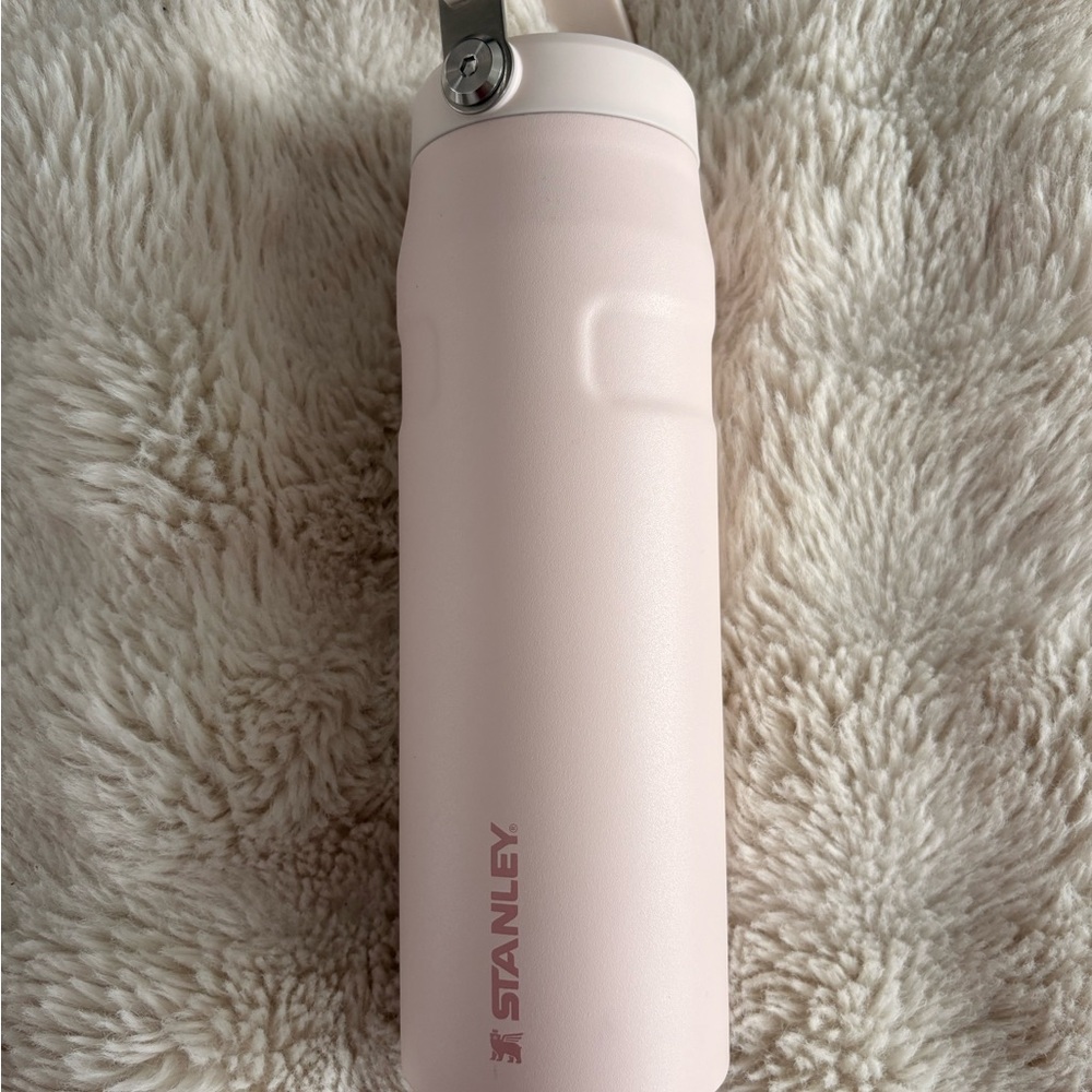 Stanley Blush Pink Bottle with Handle